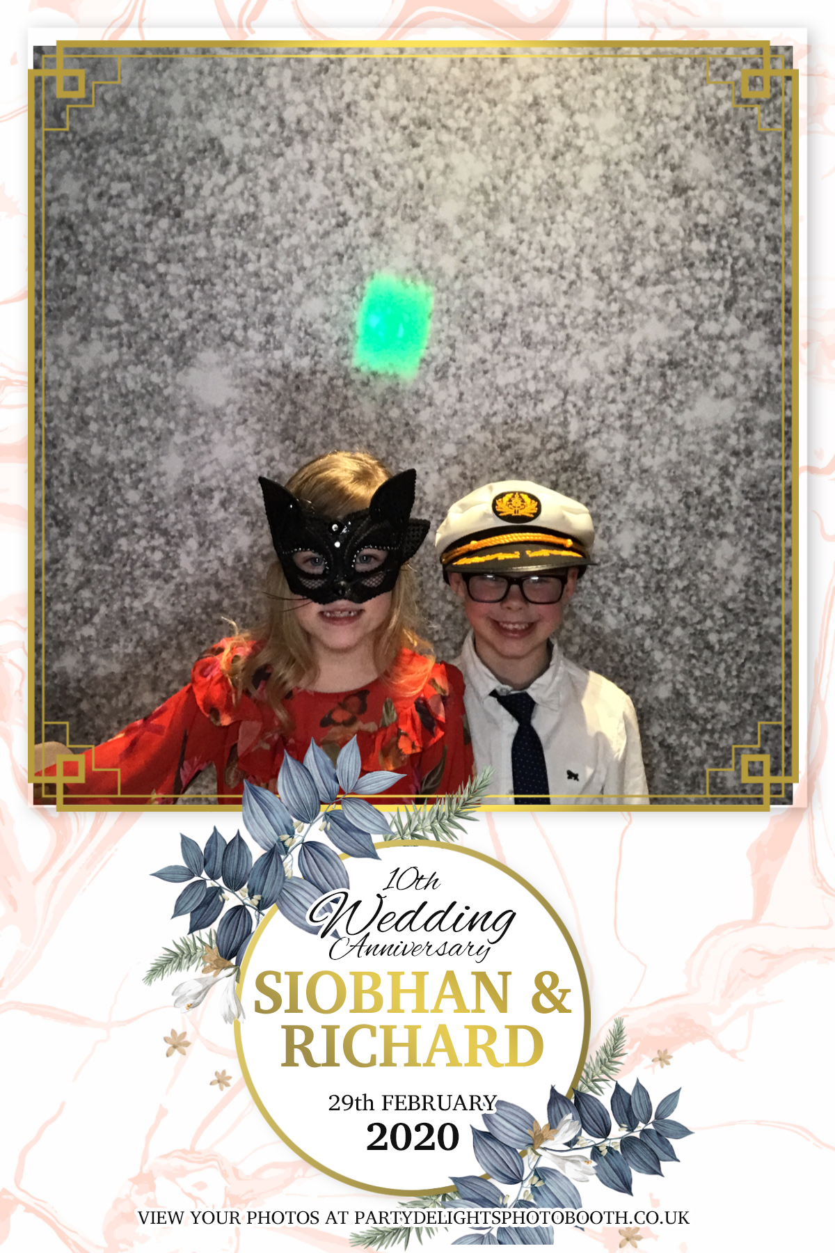 Siobhan and Richards Vow renewal  | View more photos from the event at gallery.partydelightsphotobooth.co.uk/u/PartyDelightsPhotoBooth/Siobhan-and-Richards-Vow-renewal